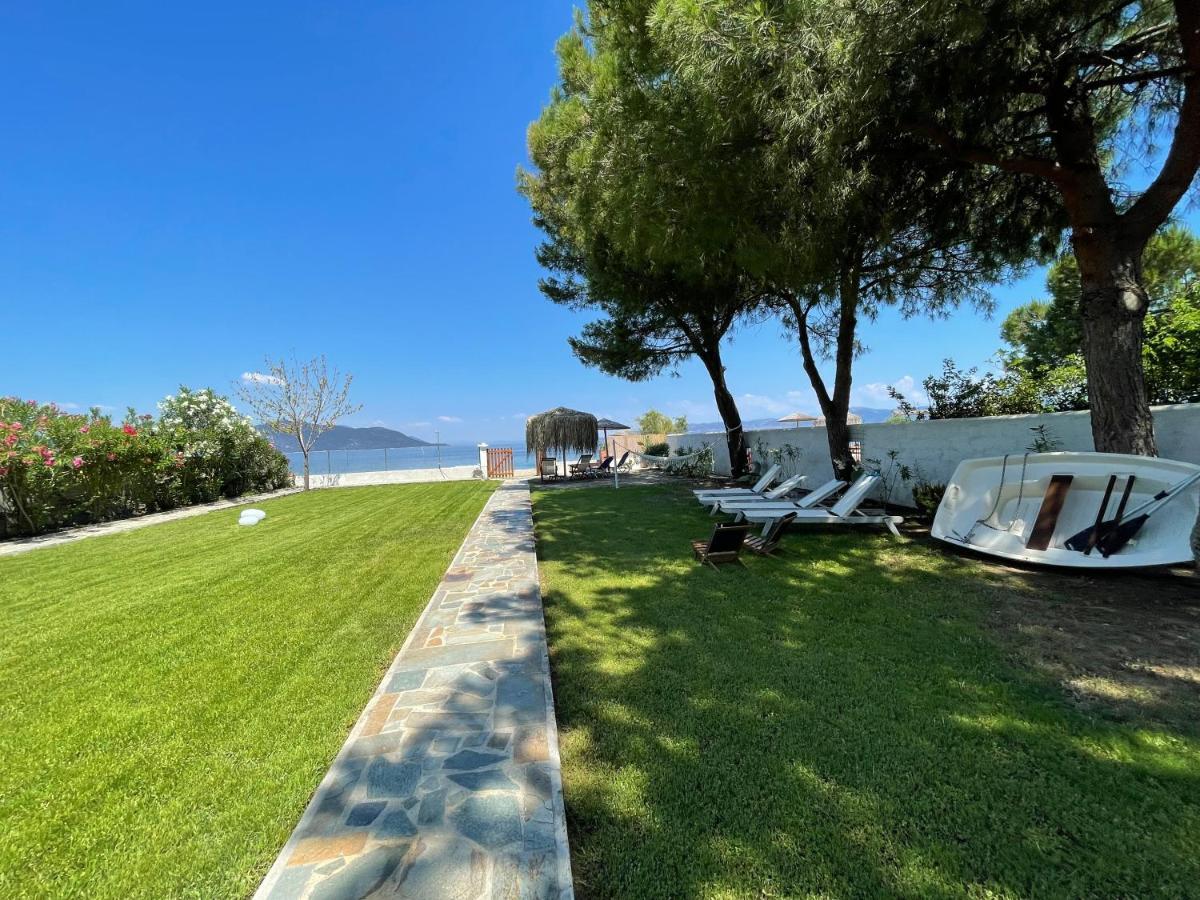 Pampas Seafront Villa, 6 Bedrooms, North Evvoia Kanatádhika Exterior foto