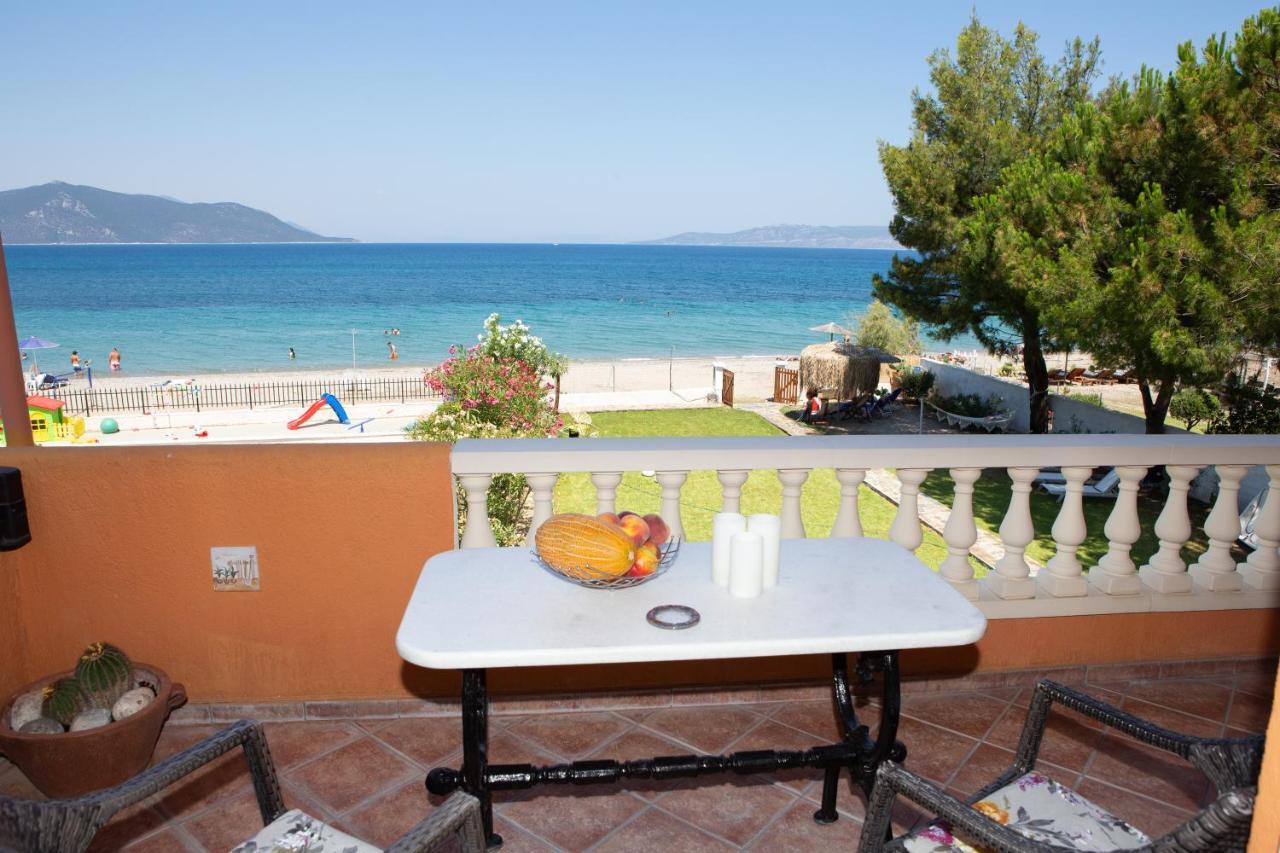 Pampas Seafront Villa, 6 Bedrooms, North Evvoia Kanatádhika Exterior foto